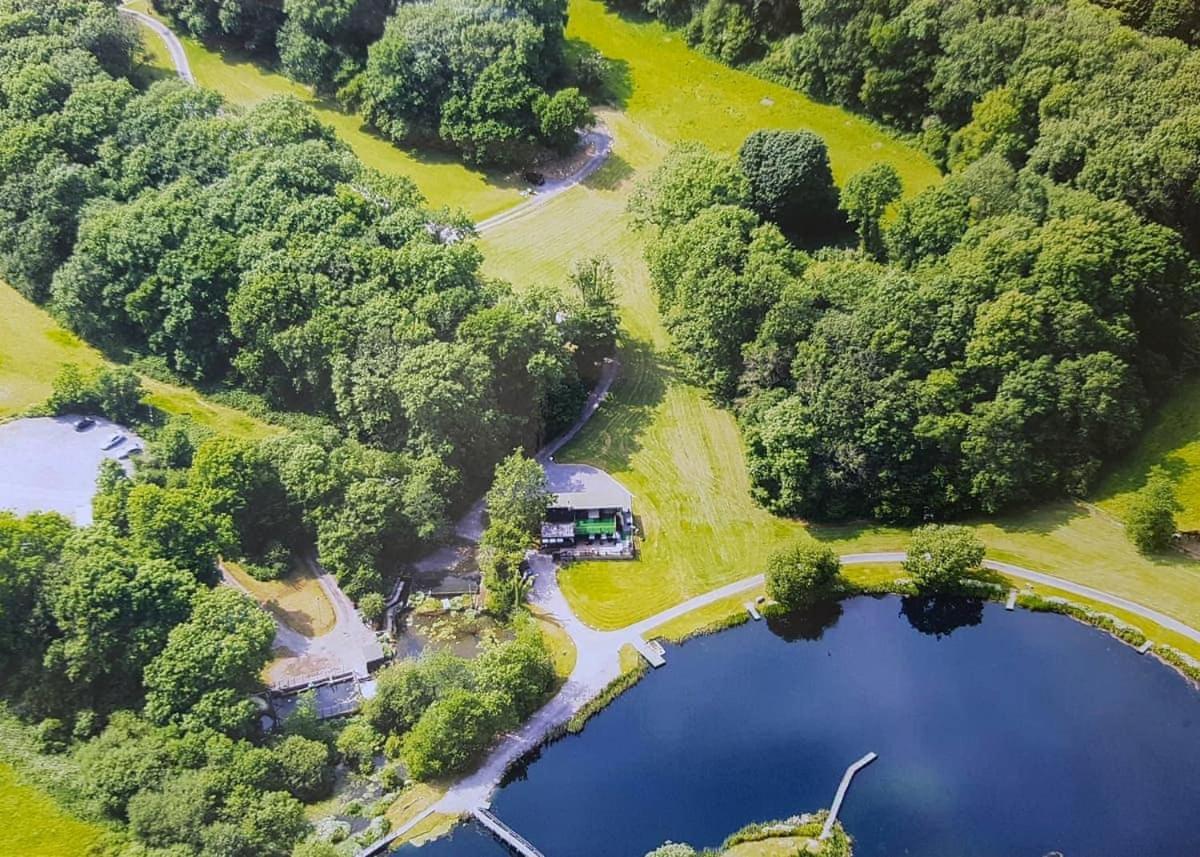Garnffrwd Park Hotel Llanddarog Kültér fotó