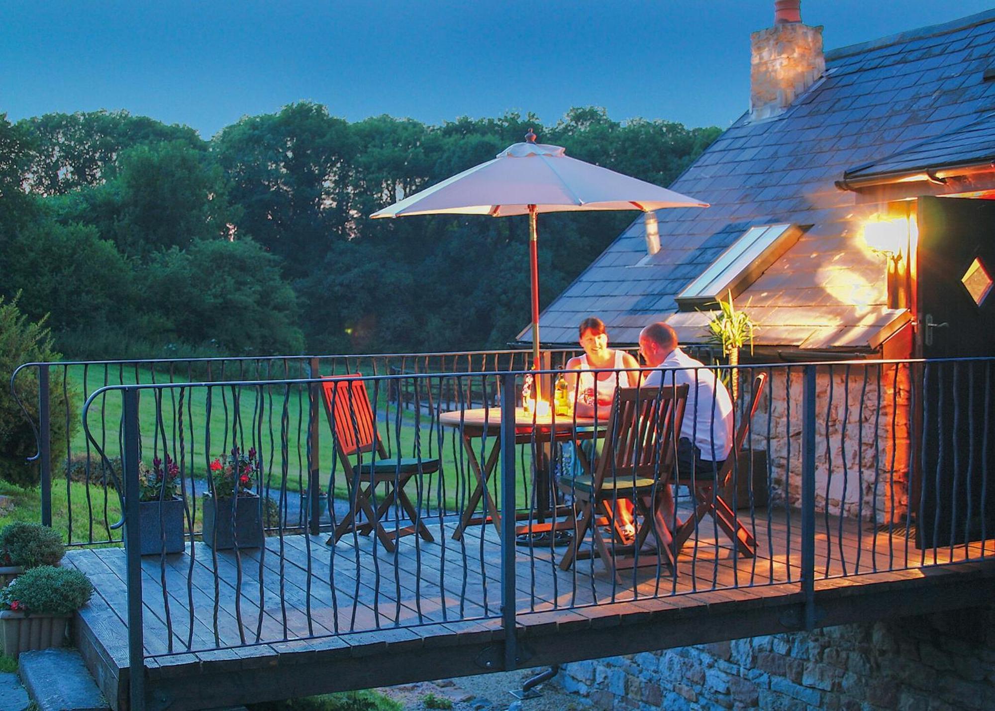 Garnffrwd Park Hotel Llanddarog Kültér fotó